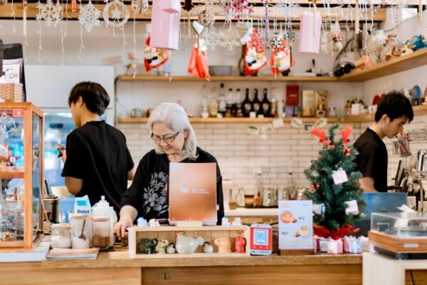 Výtvarné techniky pre relaxáciu: Maľba, kresba a mandaly