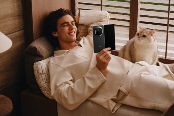 Rok Koně 2026: Uchovejte si cestovatelské zážitky s Huawei Mate X7